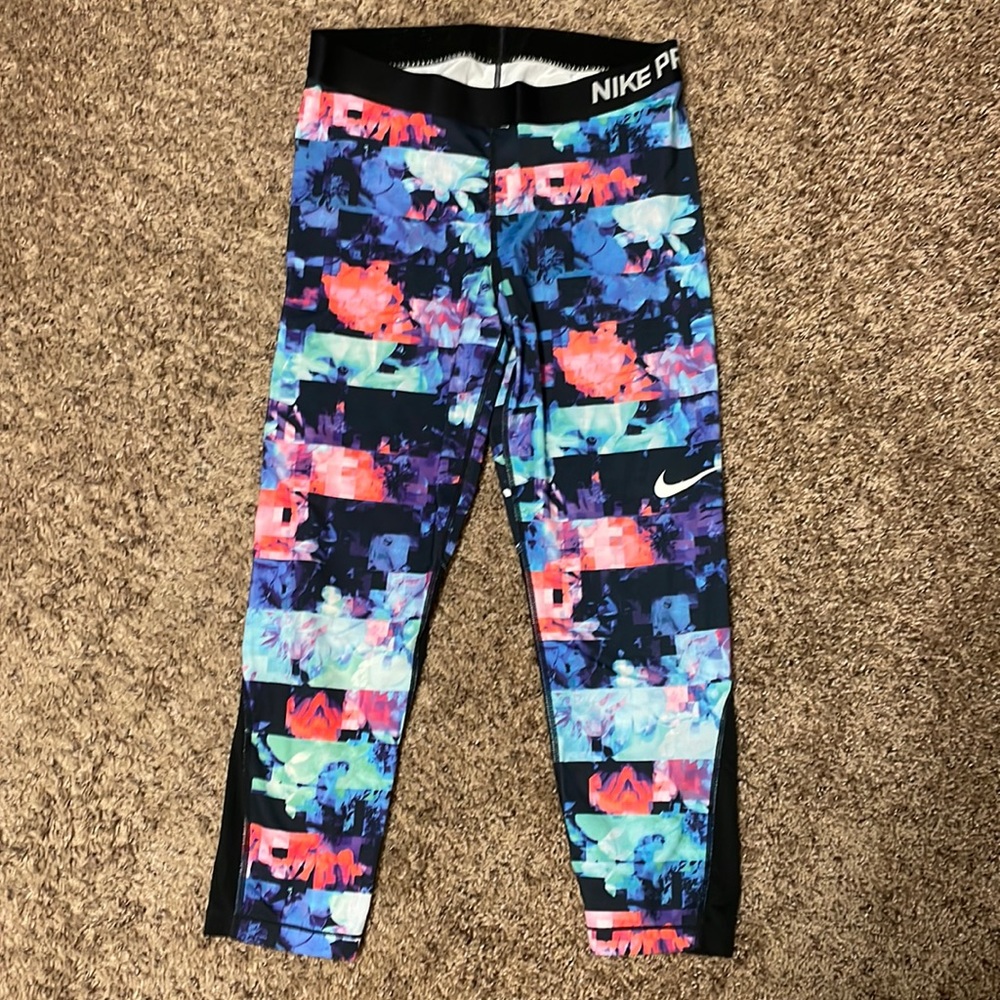 Nike Pro Dri Fit Crop Leggings